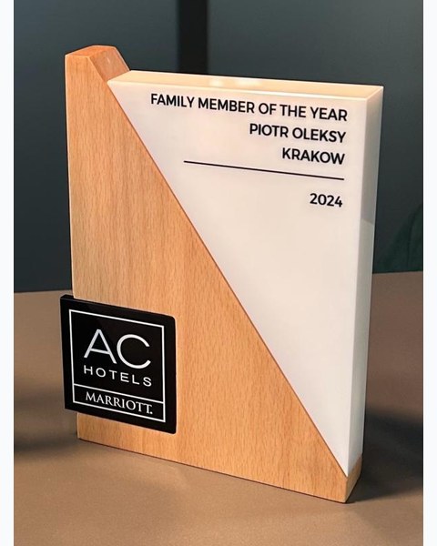 Statuetka Family Member of the Year